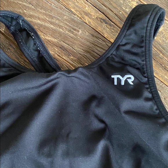 TYR Classic Black Swimsuit - Picture 2 of 3